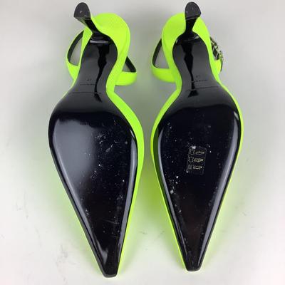 122 ALEXANDER WANG Neon Celandine Logo Lettering Pointed Pumps Size 41