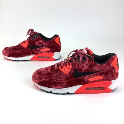 138 NIKE Air Max 90 Anniversary 'Velvet' Sneakers Size 10