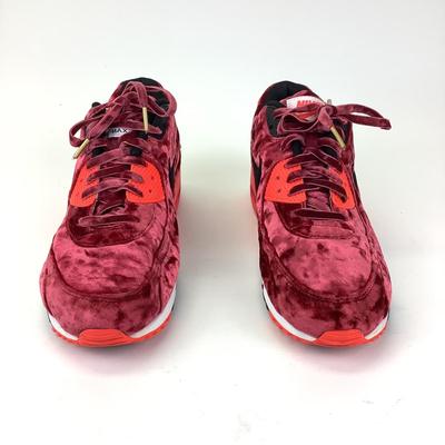 138 NIKE Air Max 90 Anniversary 'Velvet' Sneakers Size 10