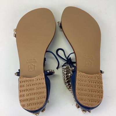 159 New MYSTIQUE Rhinestone & Leather Sandals Size 11
