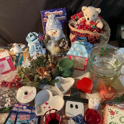 Tote filled with Christmas decor