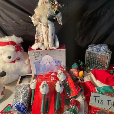 Hans light up Nativity & misc decor