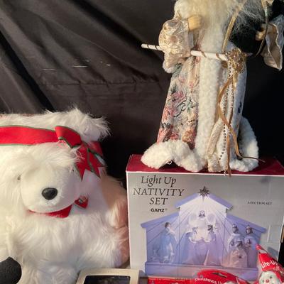 Hans light up Nativity & misc decor