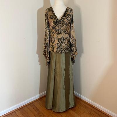 Lot of Women's Formal Evening Wear - Carmen Marc Valvo, Silk, Beaded