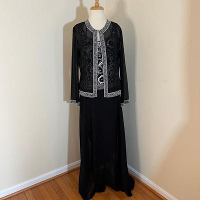 Lot of Women's Formal Evening Wear - Carmen Marc Valvo, Silk, Beaded