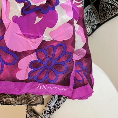 Lot of Scarves - Christian Dior, Wool, Silk, Cashmere