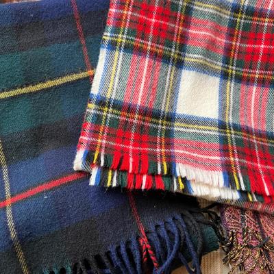 Lot of Scarves - Christian Dior, Wool, Silk, Cashmere