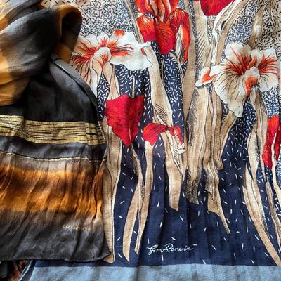 Lot of Scarves - Christian Dior, Wool, Silk, Cashmere