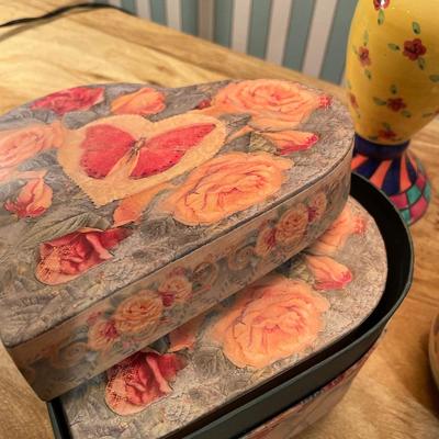 Fun floral lamp with picture and nesting boxes