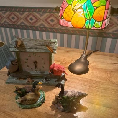 Geese ducks birds and lamp decor