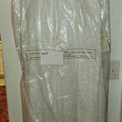 Ladies Dress Size 10. Short length.