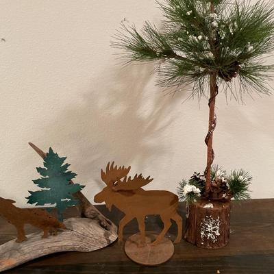 Metal moose and wolf decor