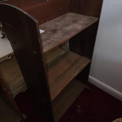 Pair of book shelves