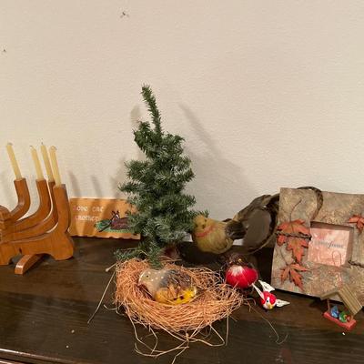Fun bird decor
