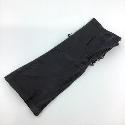197 CHANEL Single Black Leather & Silvertone Glove Size 7 1/2