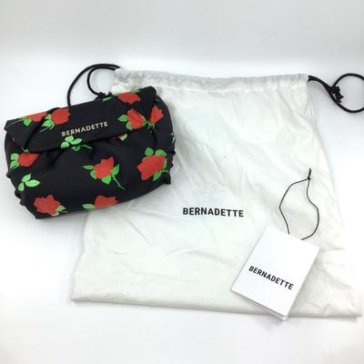 213 BERNADETTE Black & Rose Belinda Pouch