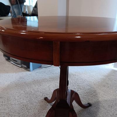 ANTIQUE MAHOGANY HARP TABLE W/BRASS CLAW FEET AND INLAID TOP