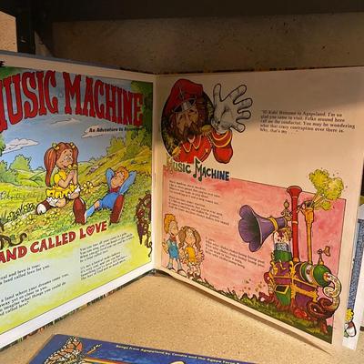 CHILDREN’S VINYL ALBUMS