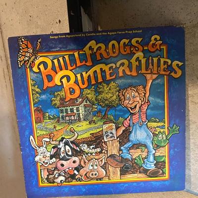 CHILDREN’S VINYL ALBUMS