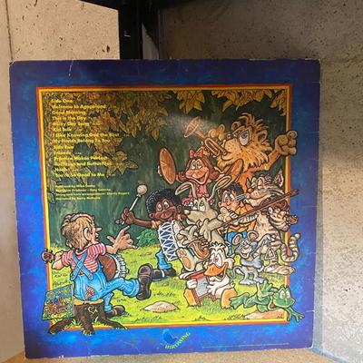 CHILDREN’S VINYL ALBUMS