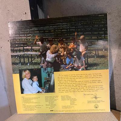 70’s-80’s CHILDREN’S MUSIC ON VINYL ALBUMS
