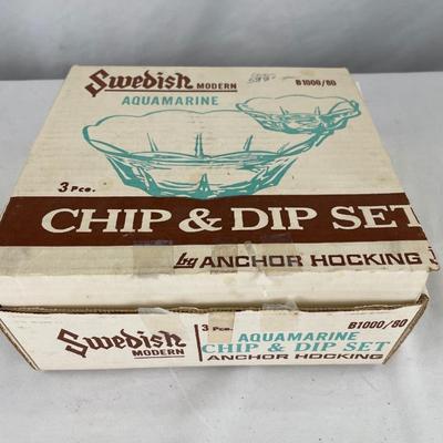 Anchor Hocking Auquamarine Chip and Dip set