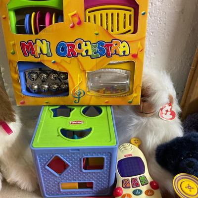 Books, toys, stuffed animals