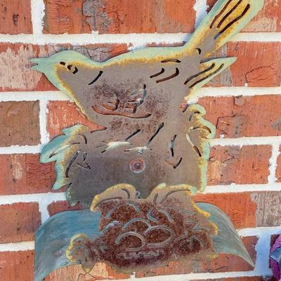 Adorable Metal Bird With Nest Hose Bib For House