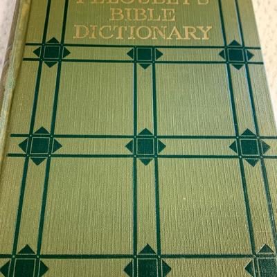 c.1912 Peloubets Bible Dictionary Illustrated Hardback Antique Book