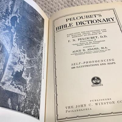 c.1912 Peloubets Bible Dictionary Illustrated Hardback Antique Book