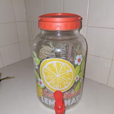Lemonade Suntea Pitcher