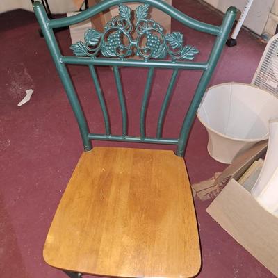 Dinette Set w/ Wine rack & 4 Chairs