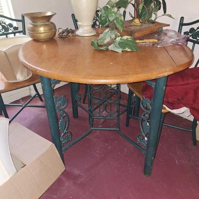 Dinette Set w/ Wine rack & 4 Chairs