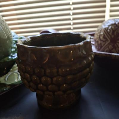 4pc Pottery Decor