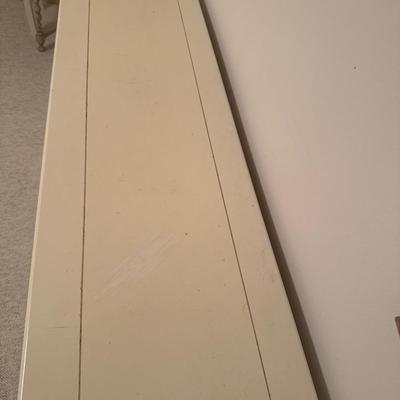 Broyhill Dresser with mirror