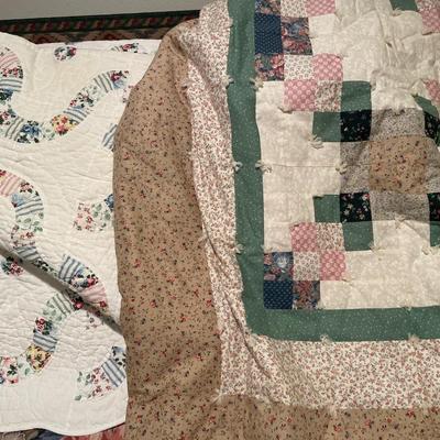 Blankets and quilts