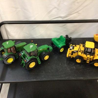 John Deer Cat Lot