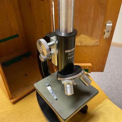Unitron Student Microscope