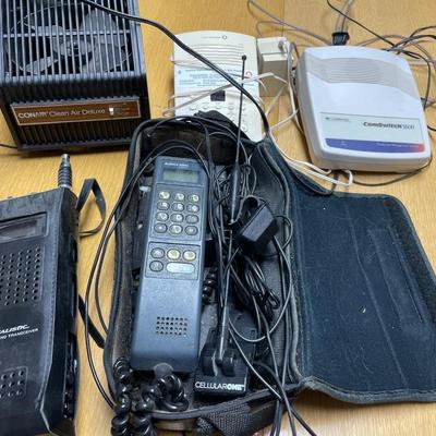 Vintage Panasonic tape recorder, bag telephone, citizens band transceiver & other electronics