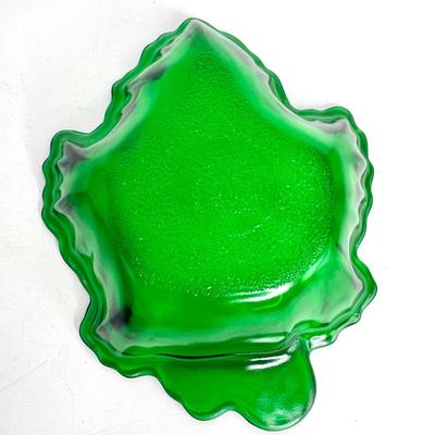 Vintage Anchor Hocking Forest Green Maple Leaf Candy Dishes - Set of 4