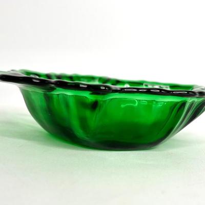 Vintage Anchor Hocking Forest Green Maple Leaf Candy Dishes - Set of 4