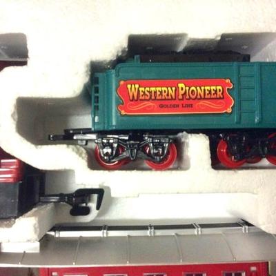 The Classic Rail Battery Operated G-Scale Train Set by ORVIS - New in the Box