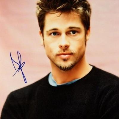 Brad Pitt signed portrait photo 