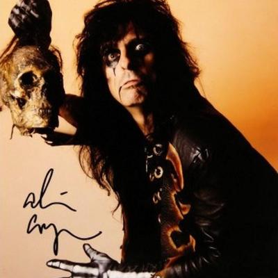 Alice Cooper signed promo photo 