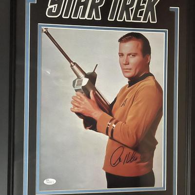 Star Trek William Shatner signed photo