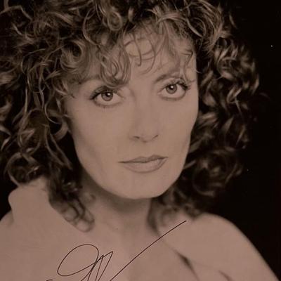 Susan Sarandon signed photo