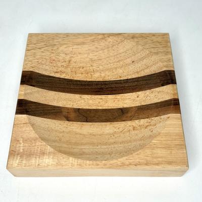 Alaska Ula Knife with Sharpender and Wooden Block