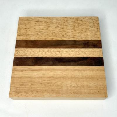 Alaska Ula Knife with Sharpender and Wooden Block