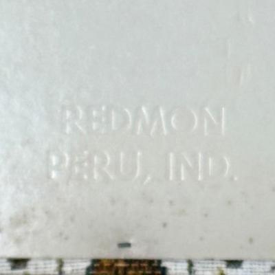 Vintage Hawkeye Redmon Standing Sewing Box With Storage