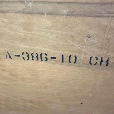 Beautiful Vintage Light Wood 5-Drawer Dresser